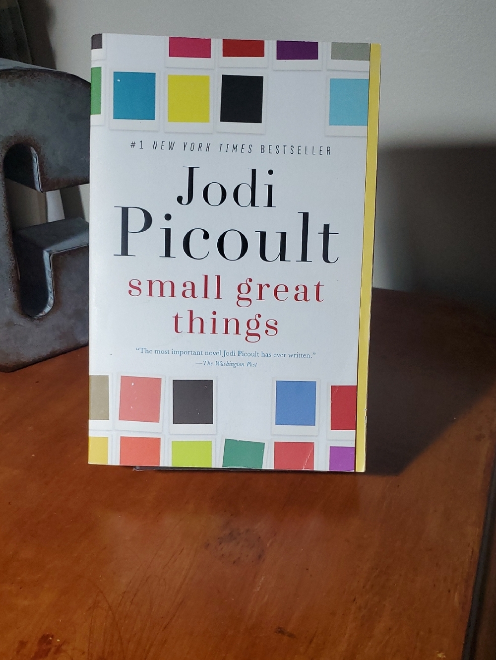 Jodi Picoult Small Great Things - White Cover